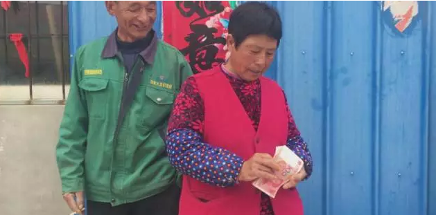 郭寧農資送貨啦！小編數錢啦！數到手抽筋！